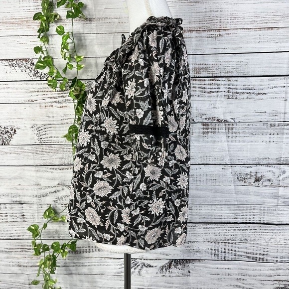 C&C California Blouse Top sz Small Black Pink Night Floral Peasant Boho Prairie - Picture 11 of 13